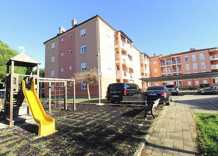 Sunny Apartment