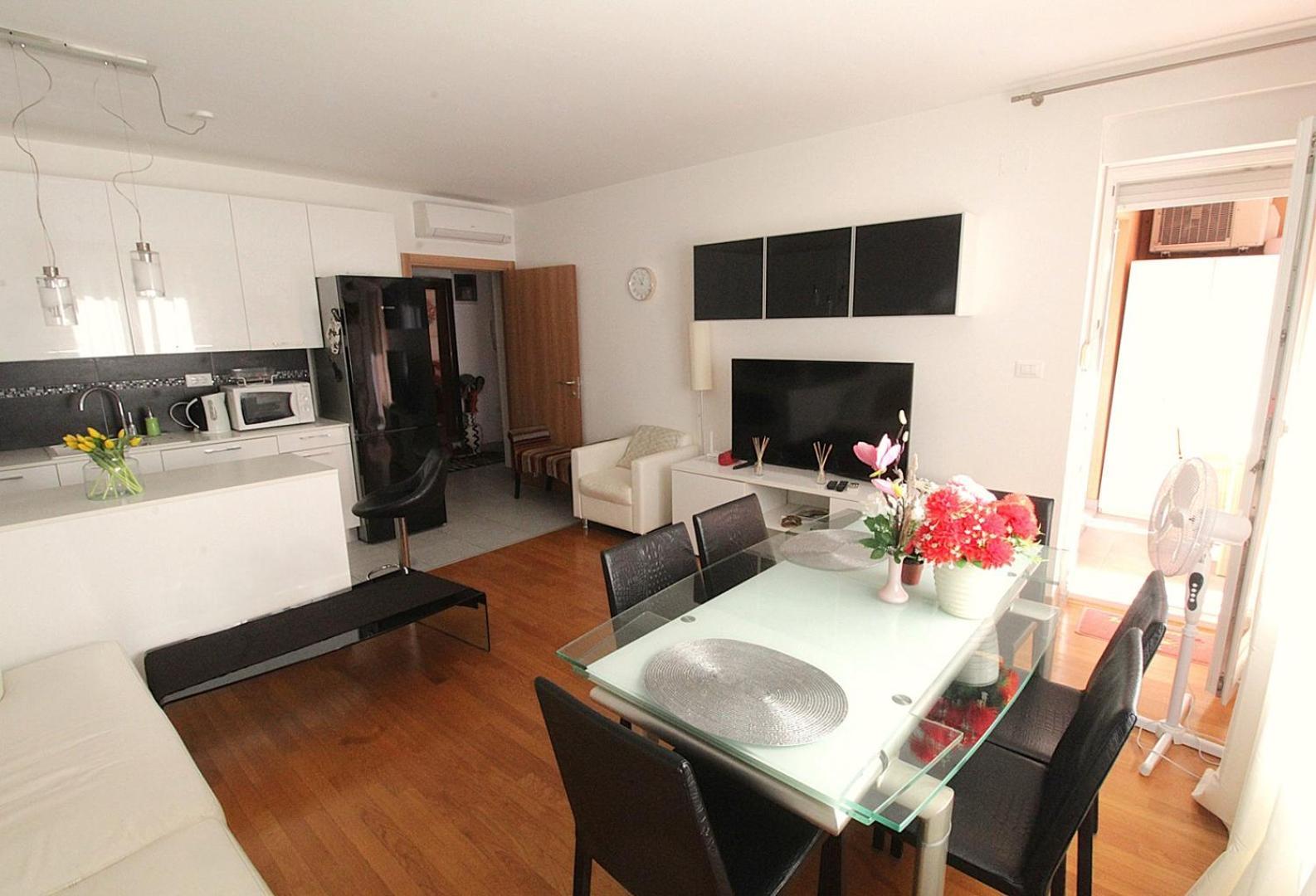 Sunny Apartment Umag