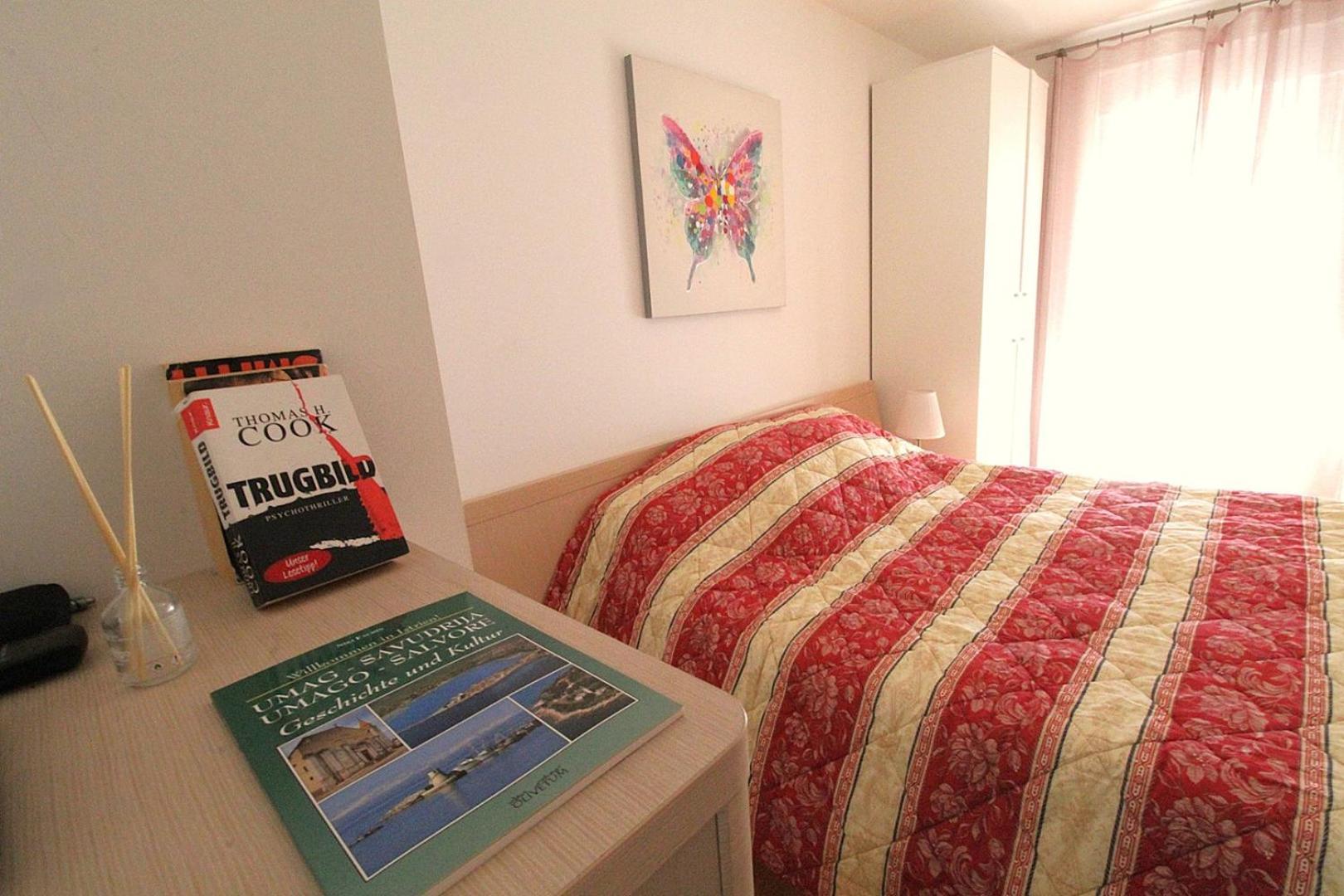 Sunny Apartment *